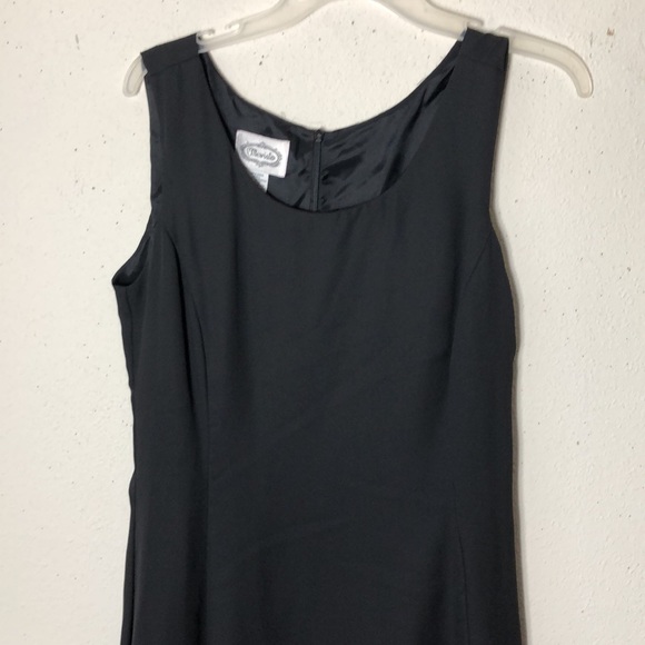 VINTAGE MEVISTO BLACK CREW SLEEVELESS SHIFT DRESS 10 - Picture 3 of 8